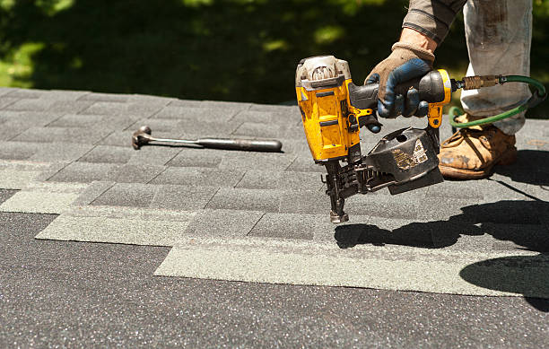 Best Flat Roof Repair Services  in Charlotte, TN